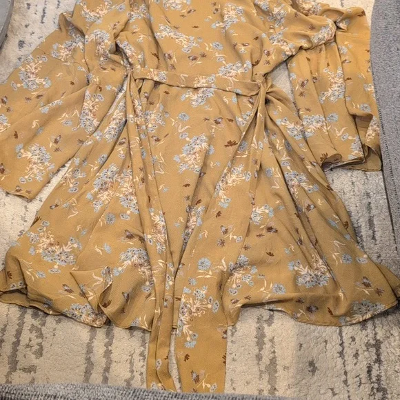 Free People Floral Lilou vneck Bell Sleeve Mini Wrap Dress - Picture 9 of 10